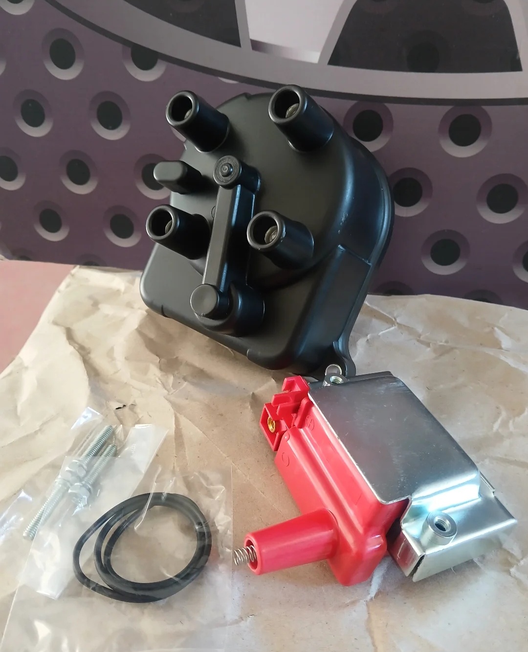VMS Racing OE Japan spec black cap + high Volt. red Coil